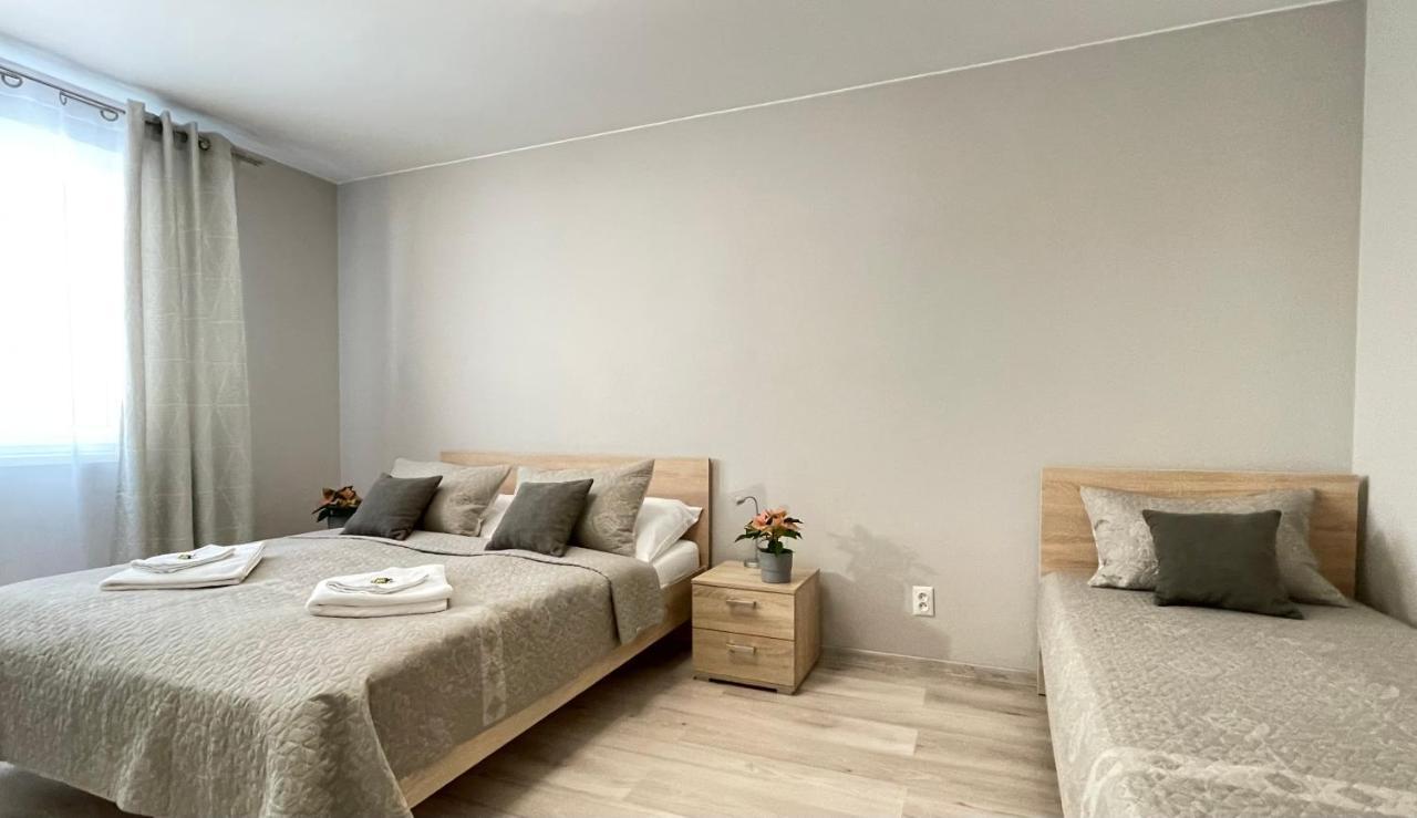 City Apartments ลิฟตอฟสกีมิคูลาช ภายนอก รูปภาพ