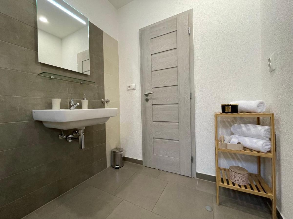 City Apartments ลิฟตอฟสกีมิคูลาช ภายนอก รูปภาพ
