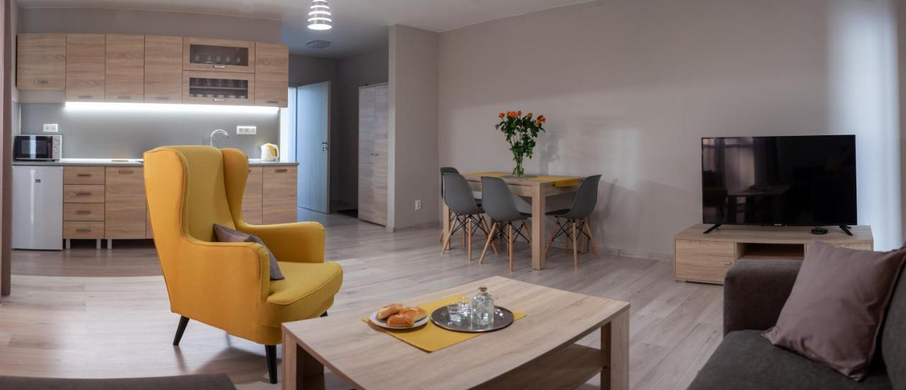 City Apartments ลิฟตอฟสกีมิคูลาช ภายนอก รูปภาพ